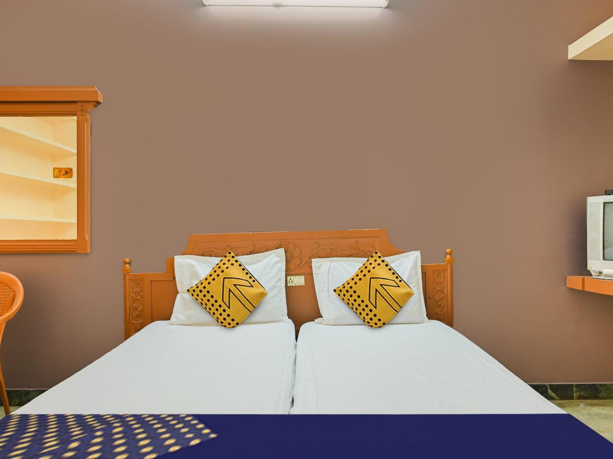 Hotel O Vel Vel Guest House Palani Exterior foto